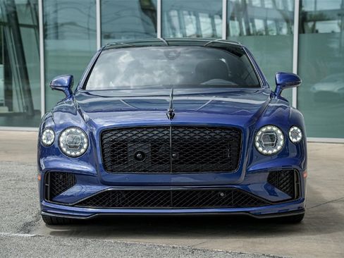 New 2025 Bentley Flying Spur Plug-In Hybrid image 7