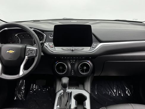 Used 2024 Chevrolet Blazer LT w/ Sound & Technology Package image 25