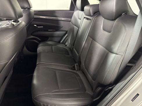 Used 2022 Hyundai Tucson Limited w/ Cargo Package FWD image 13