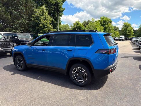 New 2026 Jeep Cherokee Limited AWD/4WD image 3