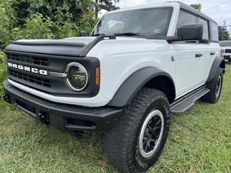 Used 2022 Ford Bronco Black Diamond w/ Sasquatch Package image 1