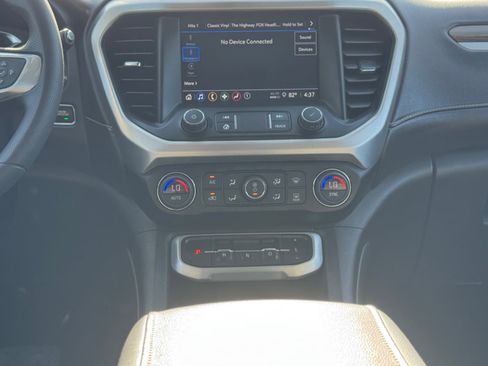 Used 2022 GMC Acadia SLE w/ Driver Convenience Package FWD image 15