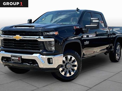 Used 2024 Chevrolet Silverado 2500 LT w/ Texas Edition AWD/4WD image 1