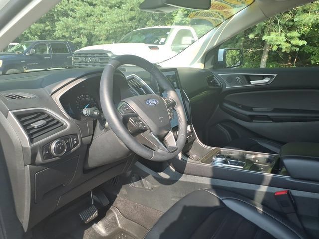 Used 2024 Ford Edge SEL w/ Convenience Package AWD/4WD image 22