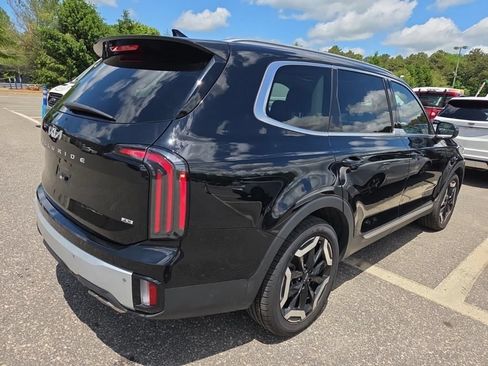 Used 2023 Kia Telluride EX AWD/4WD image 12