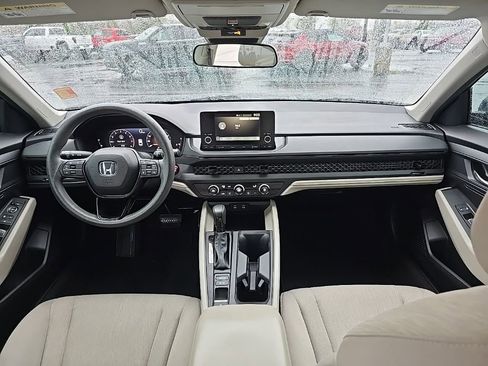 Used 2023 Honda Accord LX image 22