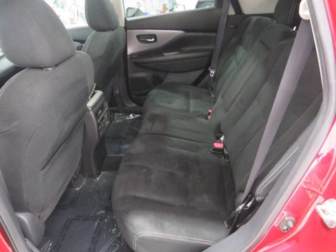 Used 2019 Nissan Murano SV w/ Premium Package FWD image 12