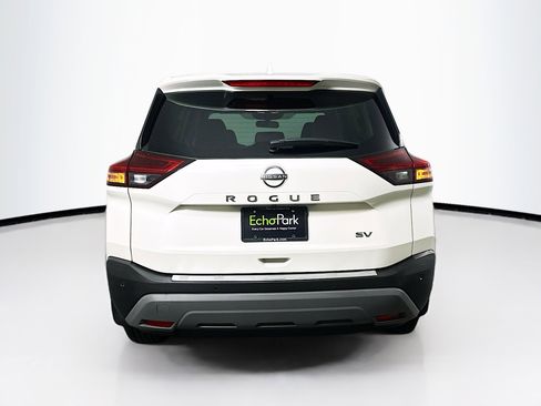 Used 2023 Nissan Rogue SV FWD image 7