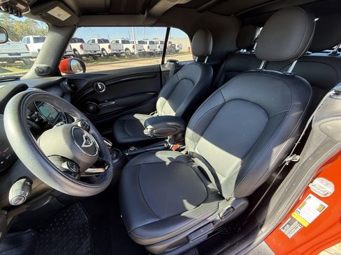 Used 2021 MINI Cooper Convertible w/ 6.5" Touchscreen Package image 28