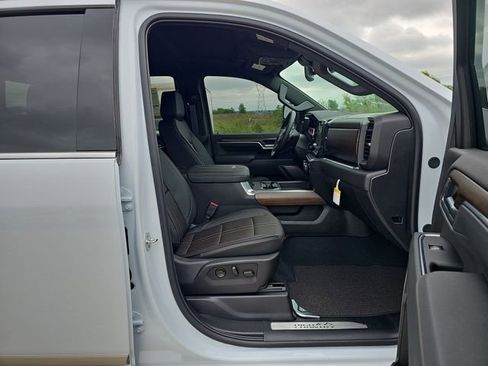 New 2026 Chevrolet Silverado 2500 High Country AWD/4WD image 28