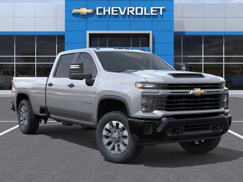 New 2026 Chevrolet Silverado 2500 Custom w/ Custom Value Package AWD/4WD image 7
