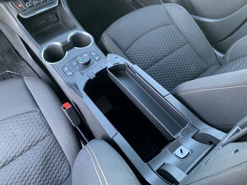 Used 2020 GMC Terrain SLE w/ Driver Convenience Package image 17