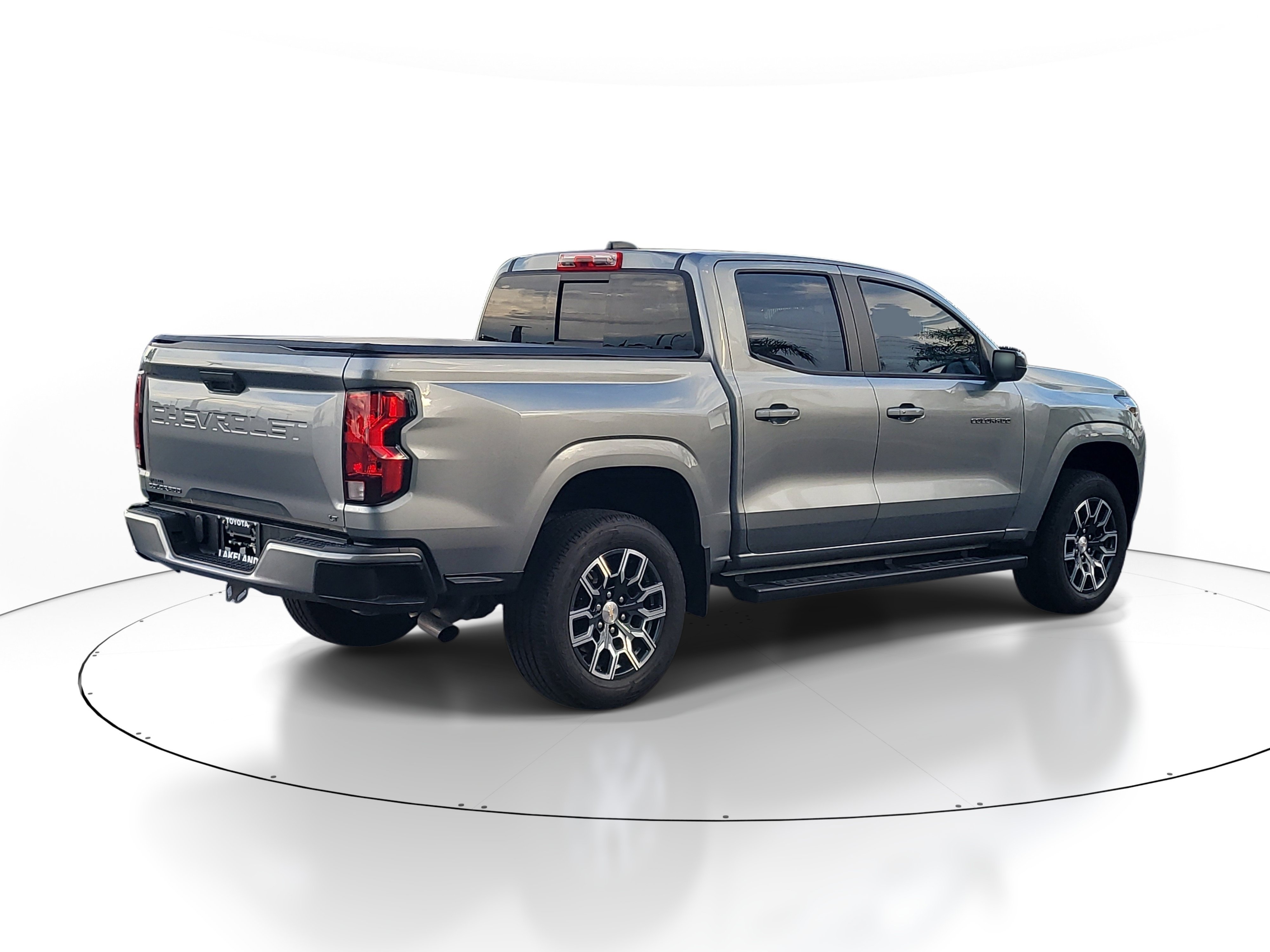 Used 2024 Chevrolet Colorado LT w/ LT Convenience Package RWD image 7