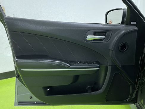 Used 2019 Dodge Charger Scat Pack image 15