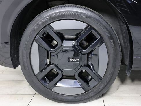 Used 2024 Kia EV9 GT-Line AWD/4WD image 15