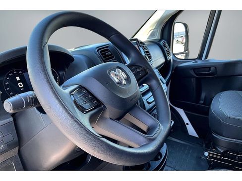 Used 2025 RAM ProMaster 2500 w/ U-Haul Equipment Group FWD image 18