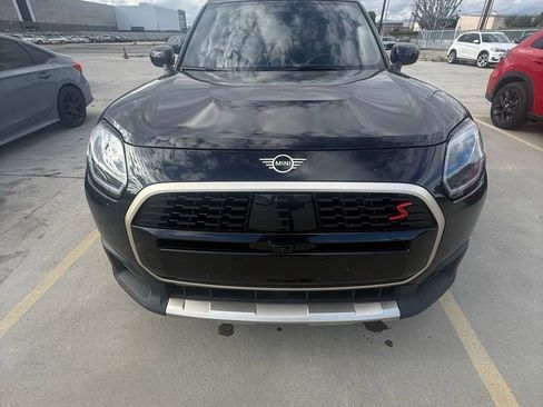 Used 2025 MINI Cooper Countryman S w/ Comfort Package Max image 2