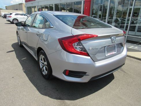 Used 2017 Honda Civic LX image 7