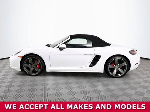 Used 2018 Porsche 718 Boxster S image 23