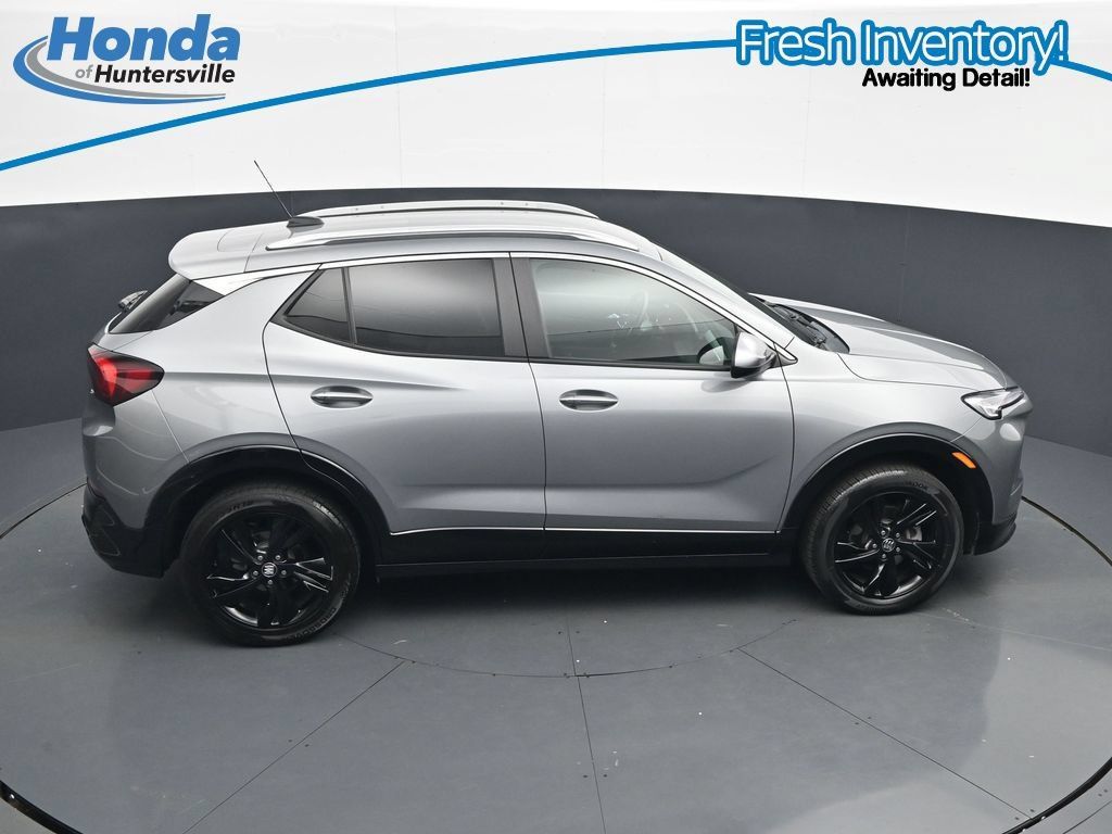 Used 2024 Buick Encore GX Sport Touring AWD/4WD image 28
