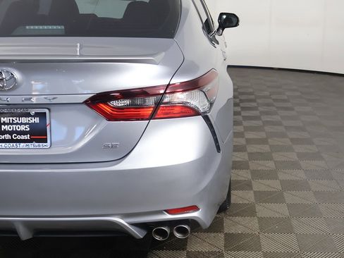 Used 2024 Toyota Camry SE image 14