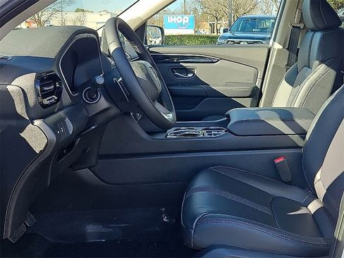 New 2025 Honda Pilot EX-L image 10