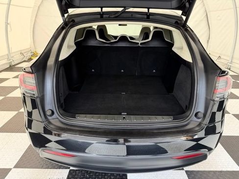 Used 2018 Tesla Model X 75D AWD/4WD image 4