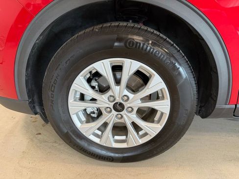 Used 2023 Ford Escape Active w/ Tech Pack #2 AWD/4WD image 9