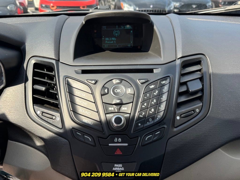 Used 2017 Ford Fiesta SE FWD image 19