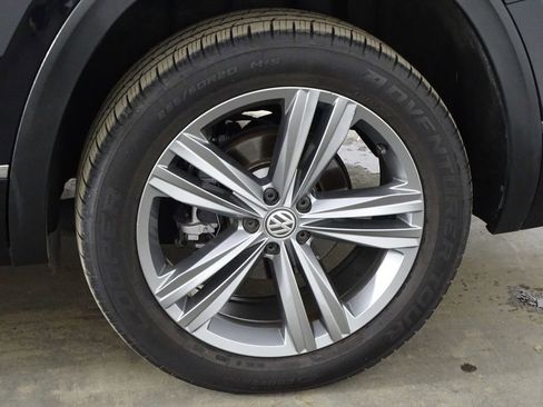 Used 2019 Volkswagen Atlas SE image 42