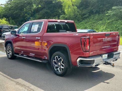 Used 2024 GMC Sierra 1500 SLT w/ SLT Premium Plus Package AWD/4WD image 5