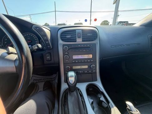 Used 2007 Chevrolet Corvette Coupe RWD image 18