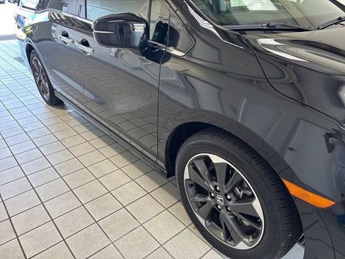 Used 2024 Honda Odyssey Elite image 22