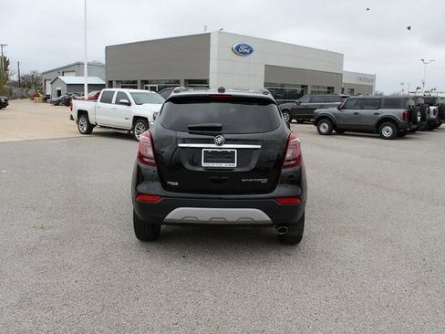 Used 2022 Buick Encore Preferred image 10