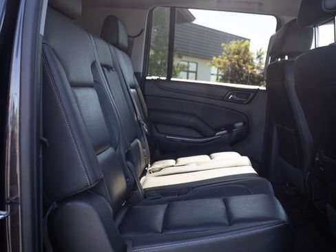 Used 2017 Chevrolet Suburban LT AWD/4WD image 31
