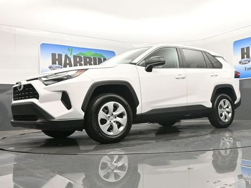 Used 2024 Toyota RAV4 LE image 19