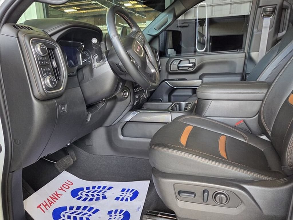Used 2023 GMC Sierra 2500 AT4 w/ AT4 Premium Plus Package AWD/4WD image 4