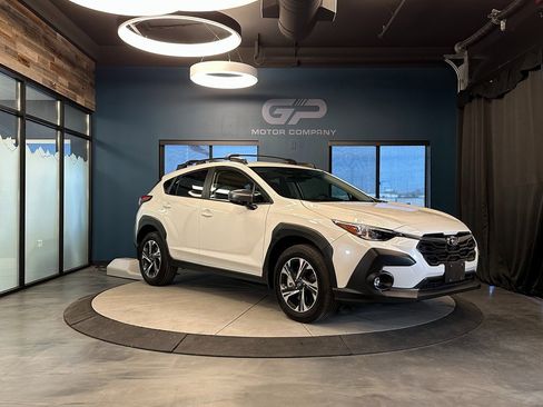 Used 2024 Subaru Crosstrek 2.0i Premium image 1
