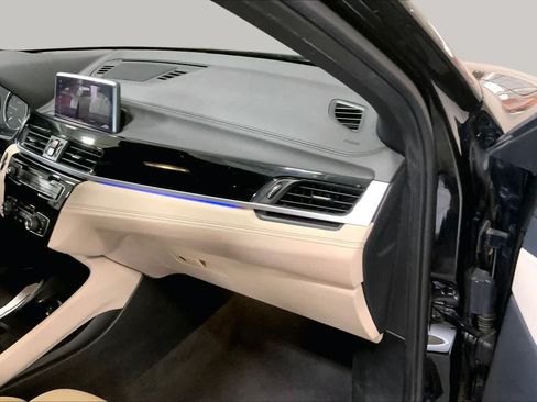Used 2022 BMW X2 sDrive28i w/ Convenience Package FWD image 19