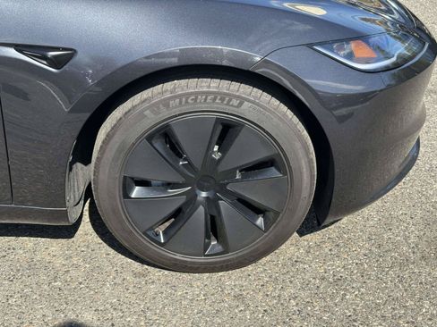 Used 2024 Tesla Model 3 Long Range RWD image 8