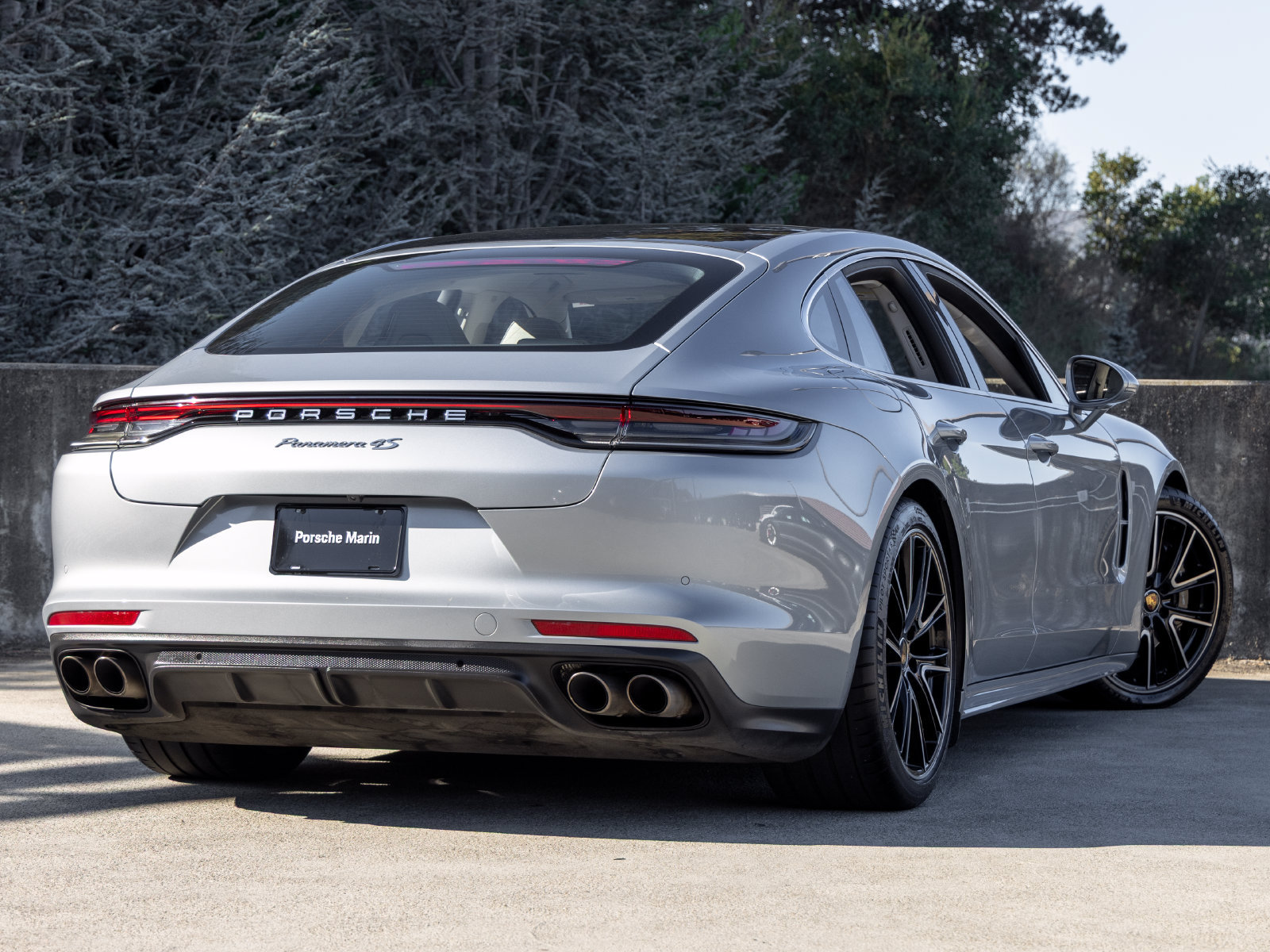 Certified 2022 Porsche Panamera 4S AWD/4WD image 11
