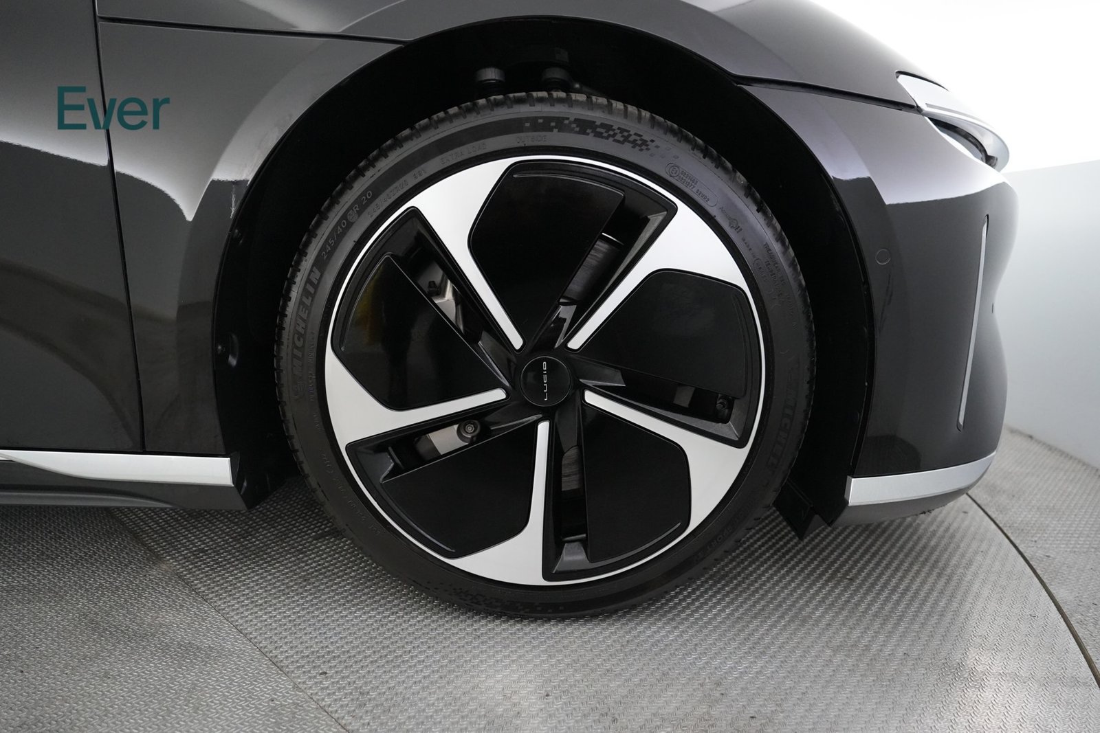 Used 2023 Lucid Air Touring AWD/4WD image 20