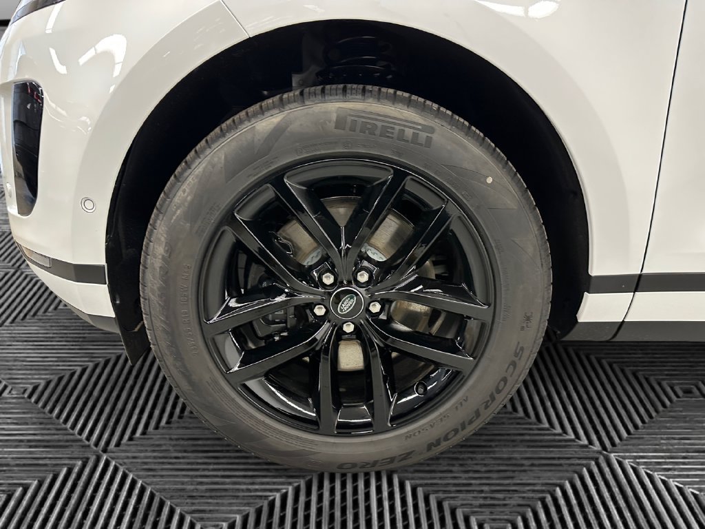 New 2026 Land Rover Range Rover Evoque S AWD/4WD image 14