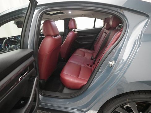 Used 2024 MAZDA MAZDA3 s image 15