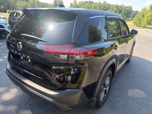 Used 2021 Nissan Rogue S FWD image 5