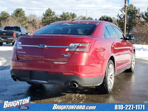Used 2016 Ford Taurus Limited image 4