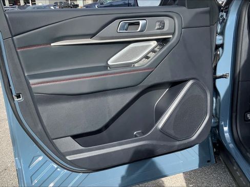 Used 2025 Ford Explorer ST w/ Sun And Sound Package image 22