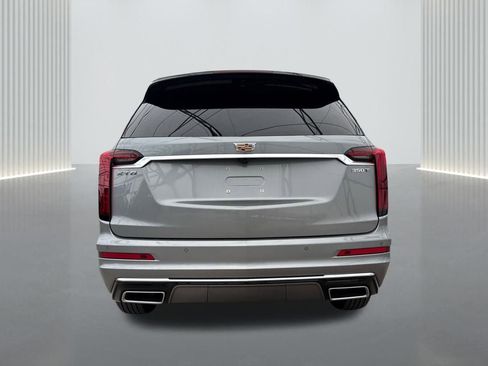 New 2025 Cadillac XT6 Luxury image 6