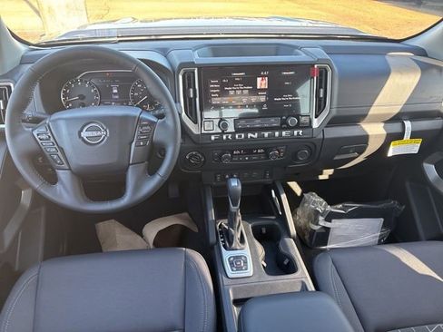 New 2026 Nissan Frontier SV image 12
