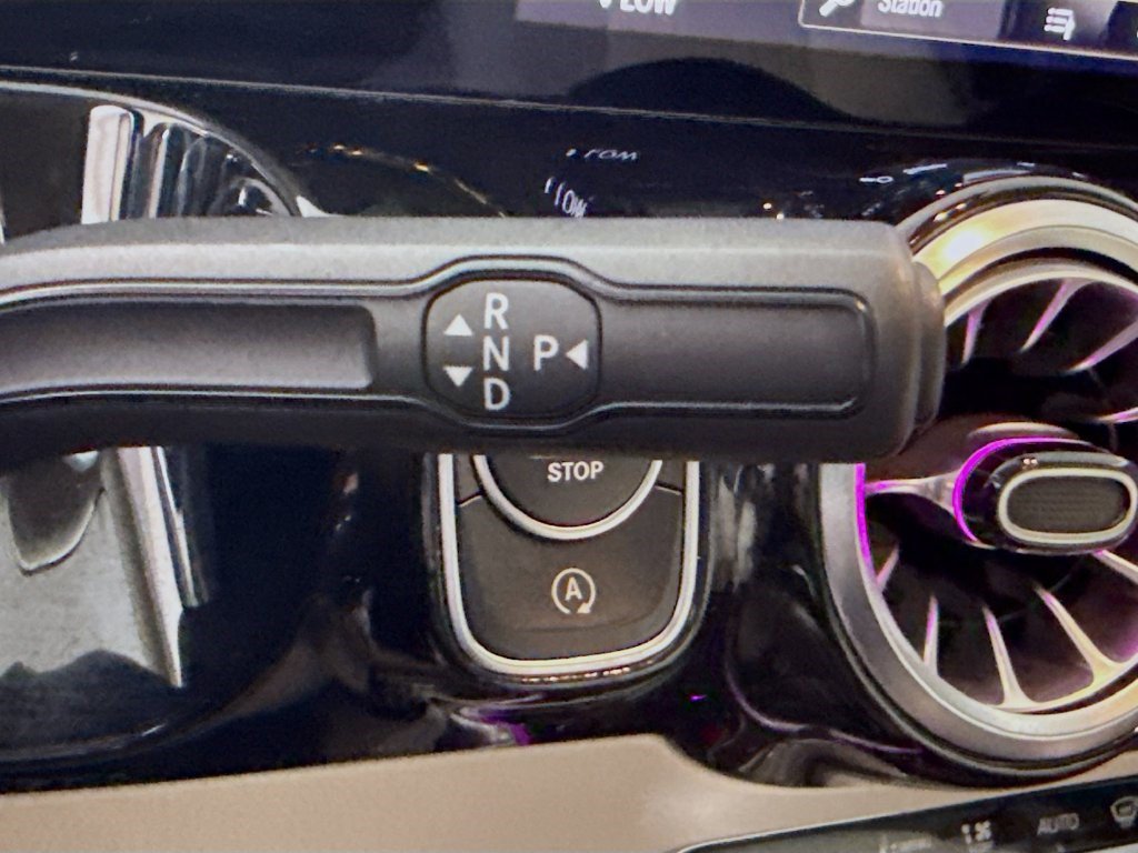 Used 2022 Mercedes-Benz GLA 250 4MATIC image 19